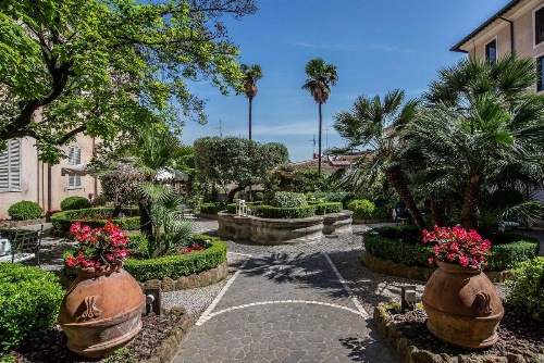 Donna Camilla Savelli image 16